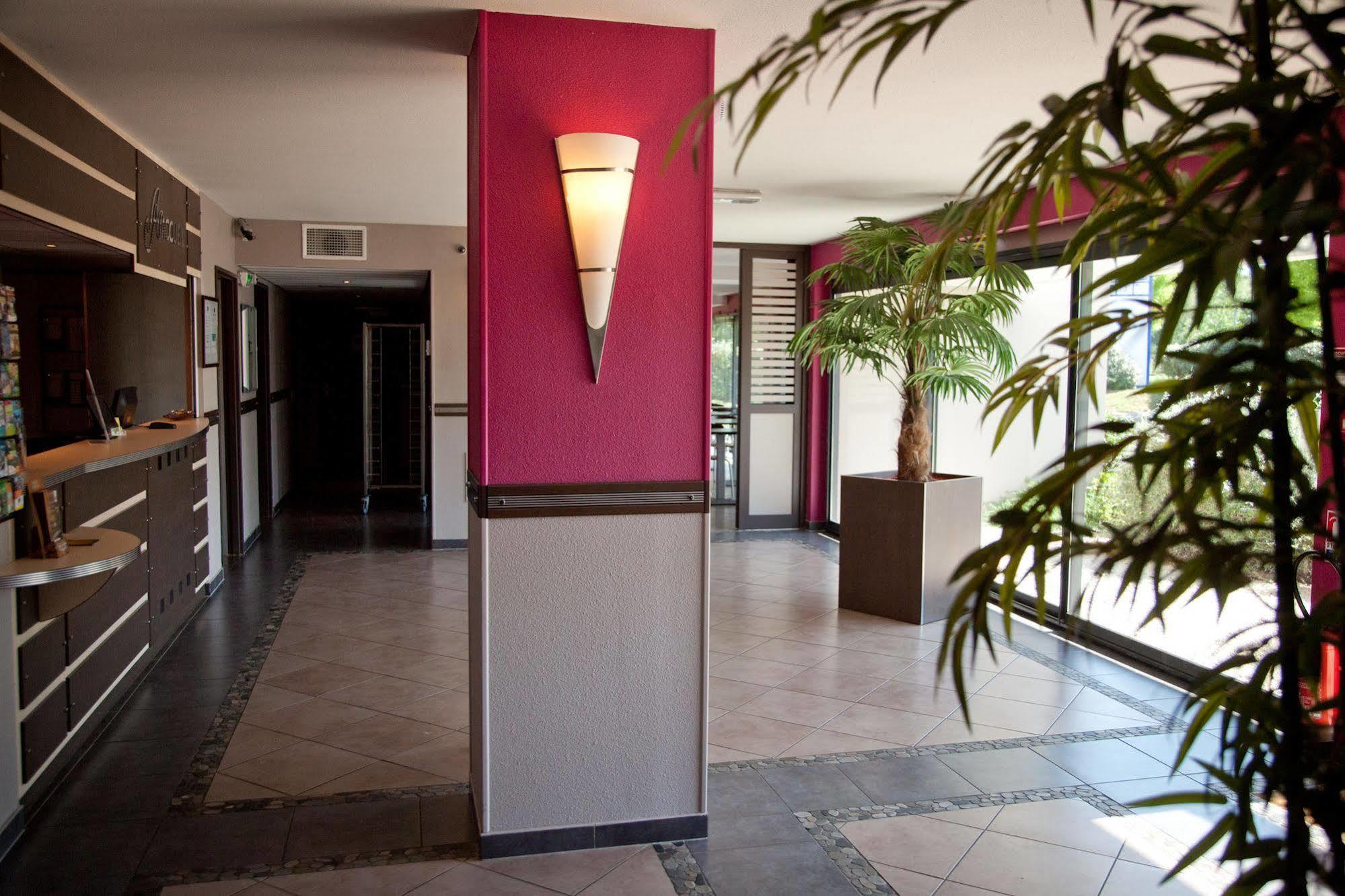B&B Hôtel Pau Zénith Exterior foto